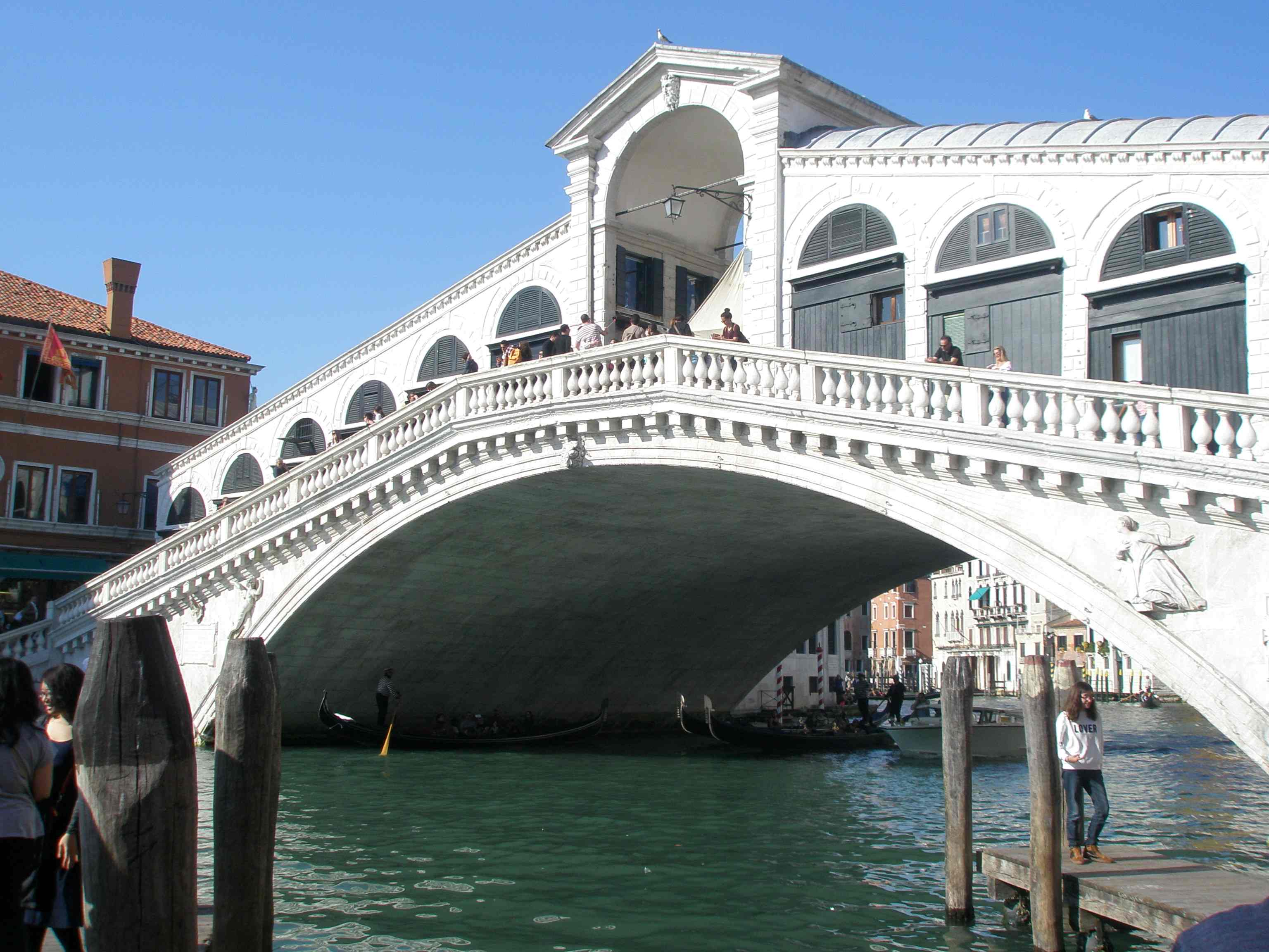 イタリア　ヴェネツィア　リアルト橋