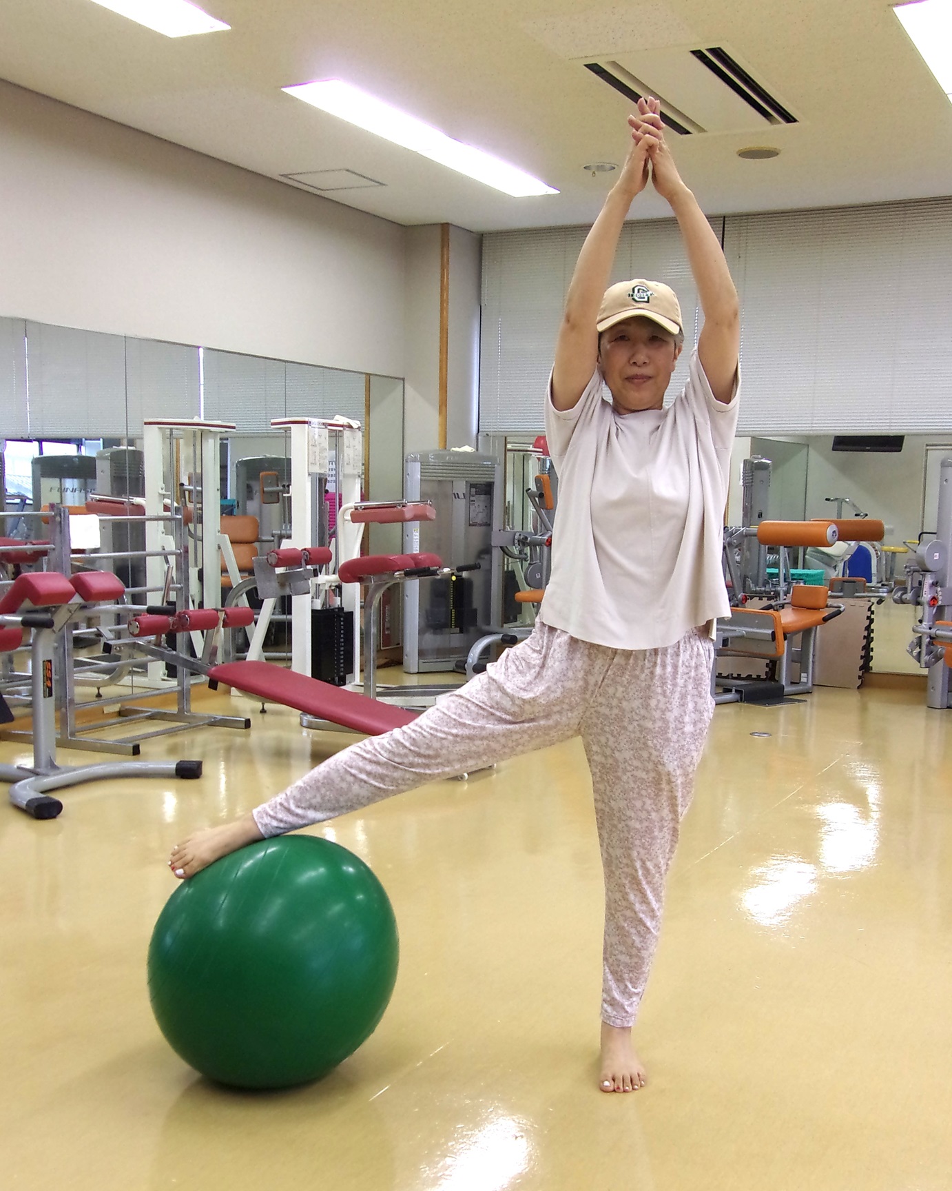 楽しい！やさしい！スリムを目指すボールトレーニング《10月からの新設定期講座》