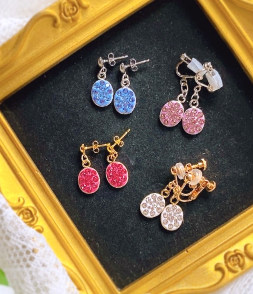 「キラキライヤリングorピアス」