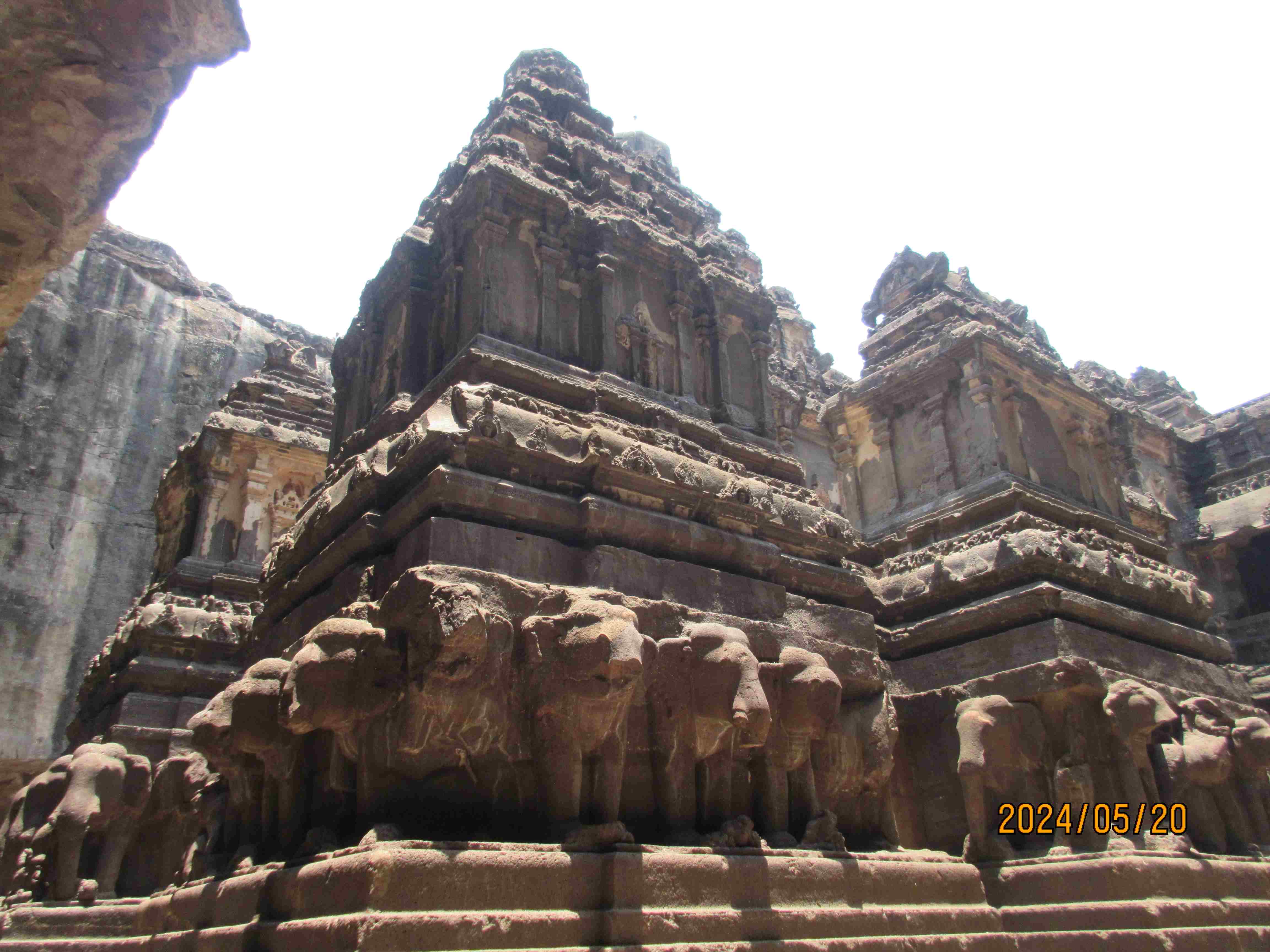 インド石窟寺院