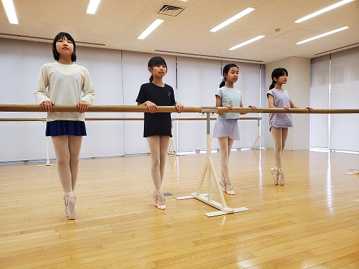 楽しく踊れるクラシックバレエ（ジュニアクラス）
