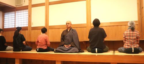 １day　お寺で坐禅に親しむ現地集合・現地解散