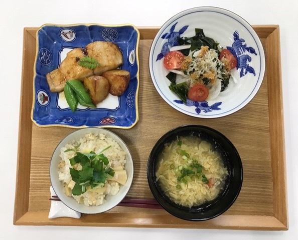 旬の献立　日本料理