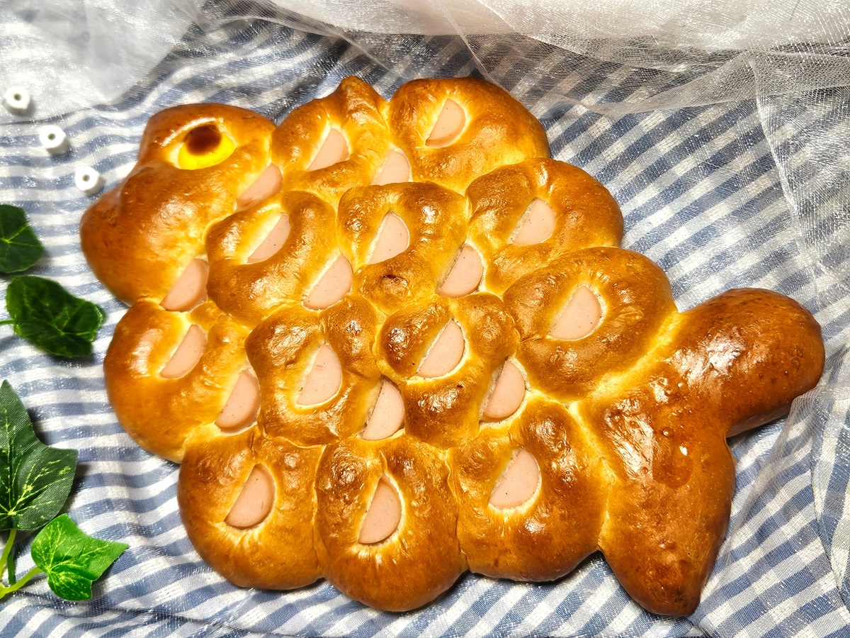 親子でパンづくり！～おさかなソーセージ～