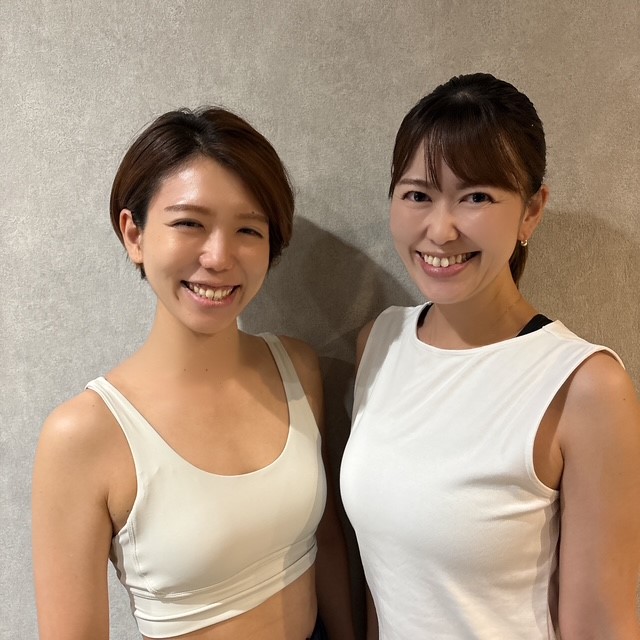ヨガインストラクター   菖子・maiko