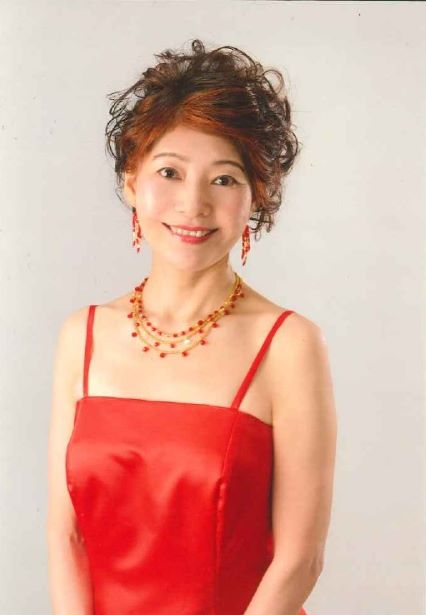 佐野利津(声楽家)