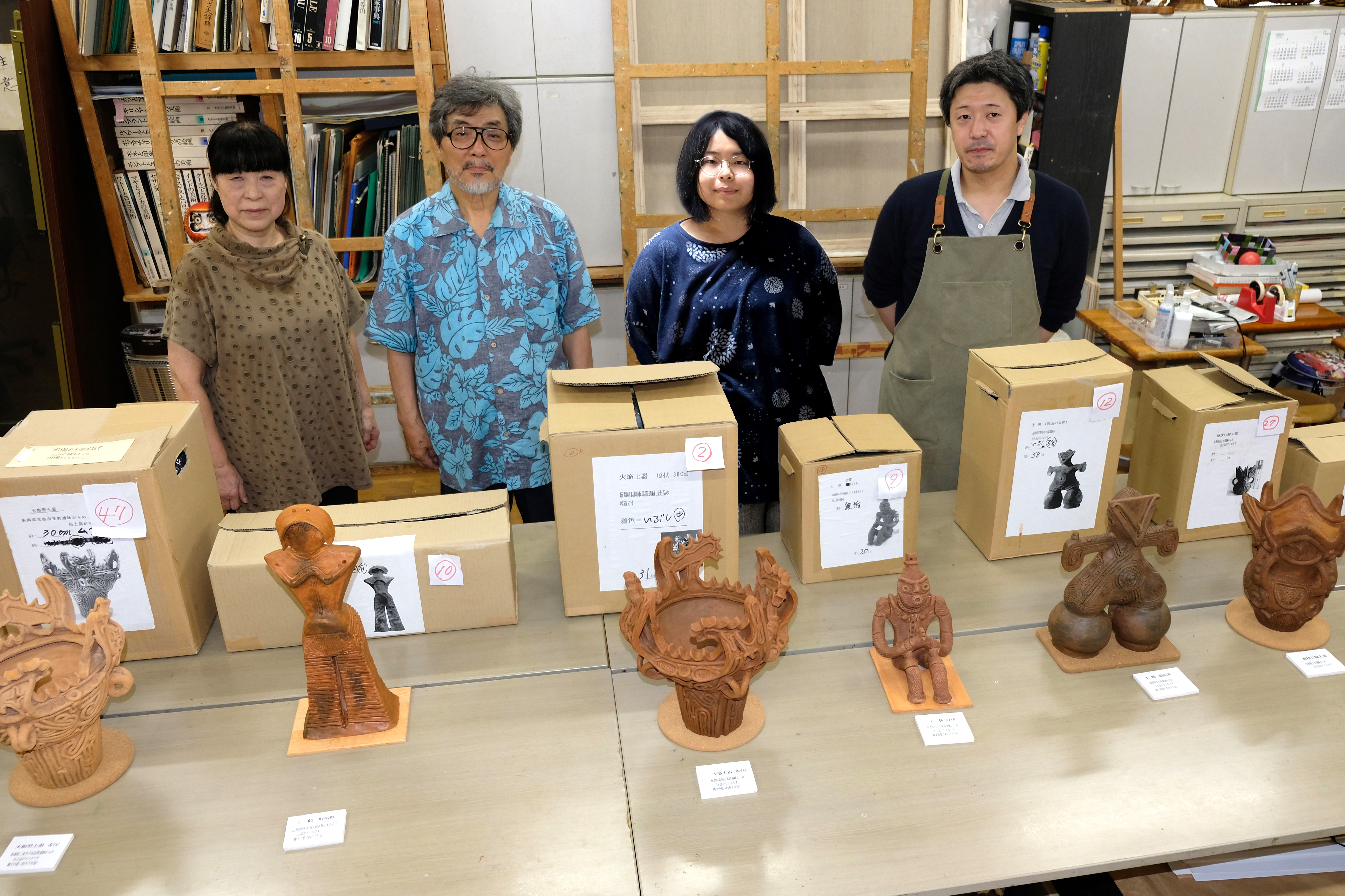 中野雅友(光風会評議員)、講師補佐:井上聖巳、小飯田亜美、池乘美奈子