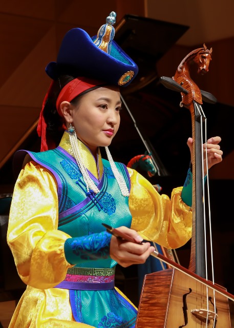 デルゲルマー(元モンゴル馬頭琴交響楽団)